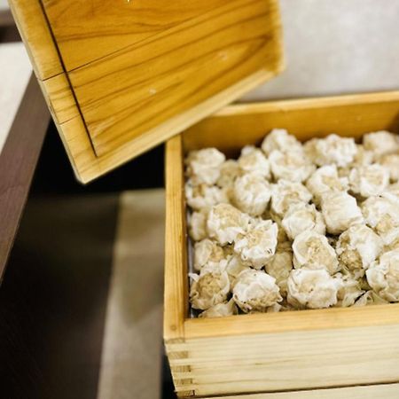 Toyoko Inn Yokohama Shiei-Chikatetsu Center Minami-Eki Eksteriør bilde